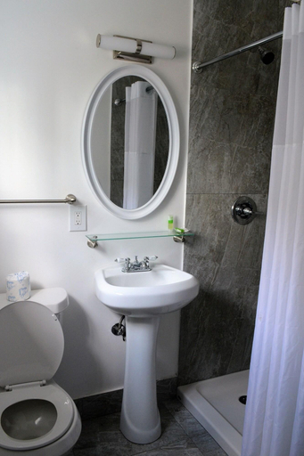 Bathroom 5, Up Midtown Hotel, Miami-Dade