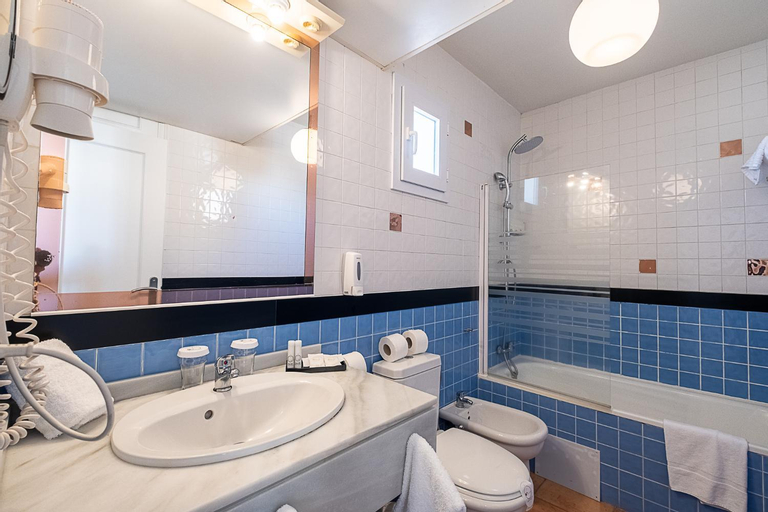 Bathroom 3