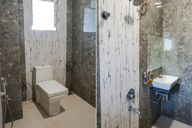 Bathroom 4, Fabhotel Silver Oak, Pune