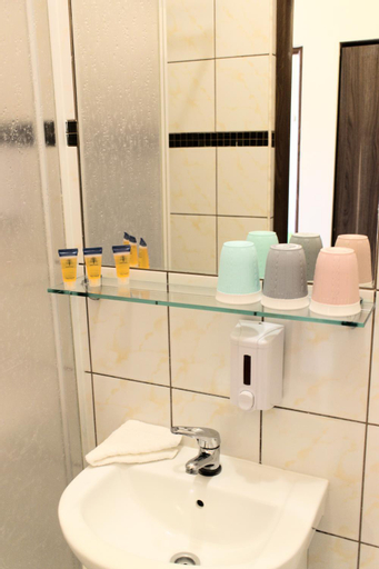 Bathroom 5