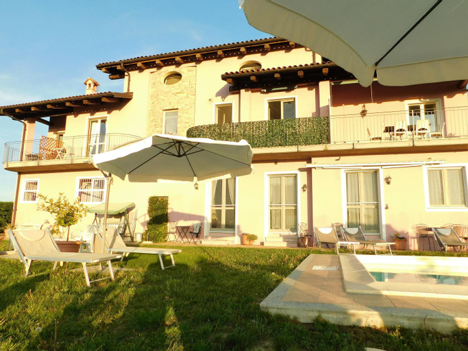Domus Langhe B&B, Cuneo