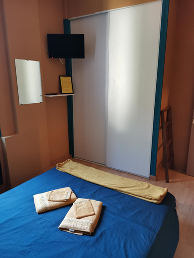 Bedroom 2, Chambres d'hotes Natacha et Franck, Tarn