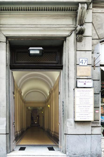 Others 5, Roman Residence, Roma