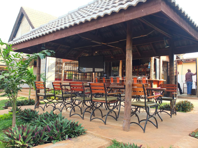 Food & Drinks 5, Afrika Lodges Voi, Voi