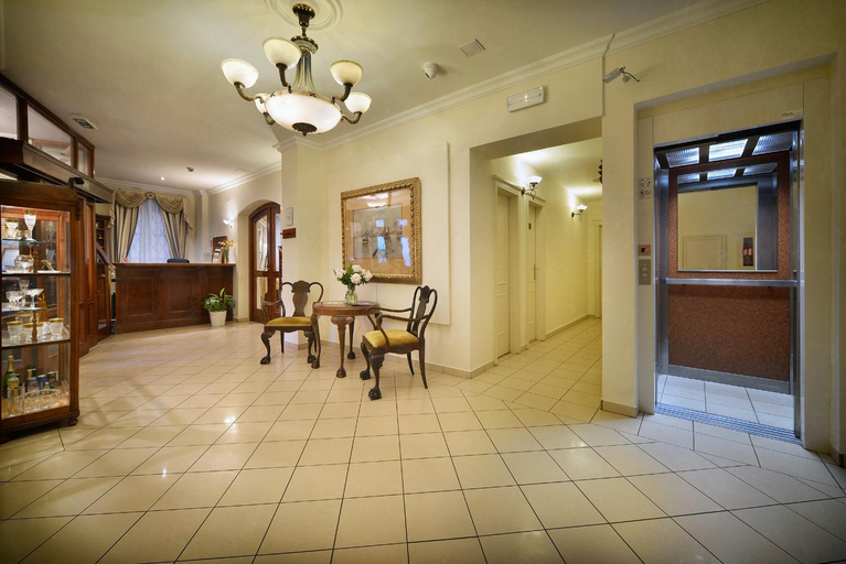 Public Area 2, Hotel Certovka, Praha 1