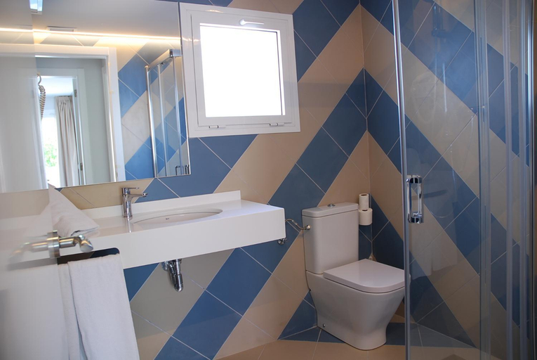 Bathroom 4, Sunway Arizona, Barcelona