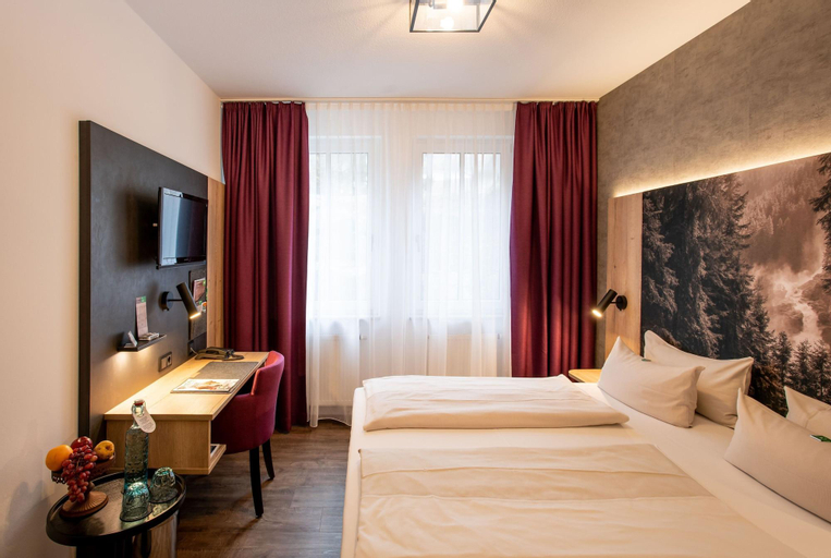 Bedroom 6