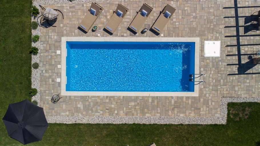 Others 5, Villa Francesca, Umag