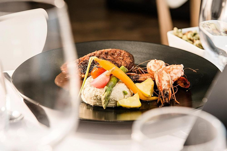 Food & Drinks 30