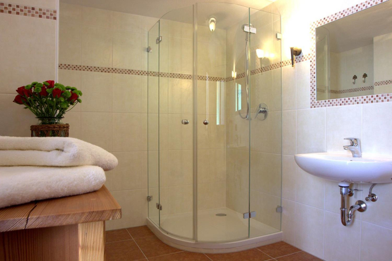 Bathroom, Pension Neuhausen, Berchtesgadener Land