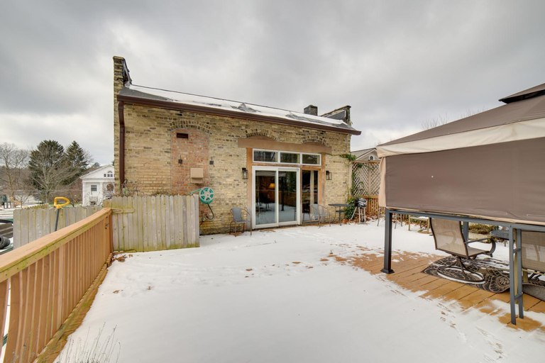 Exterior & Views 1, Charming Saugatuck Condo with Private Deck and Grill!, Allegan