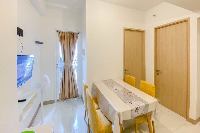 Others 2, Restful and Modern Look 2BR at Tokyo Riverside PIK 2 Apartment By Travelio, Tangerang