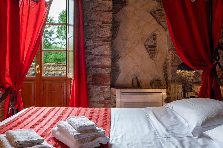 Bedroom 10