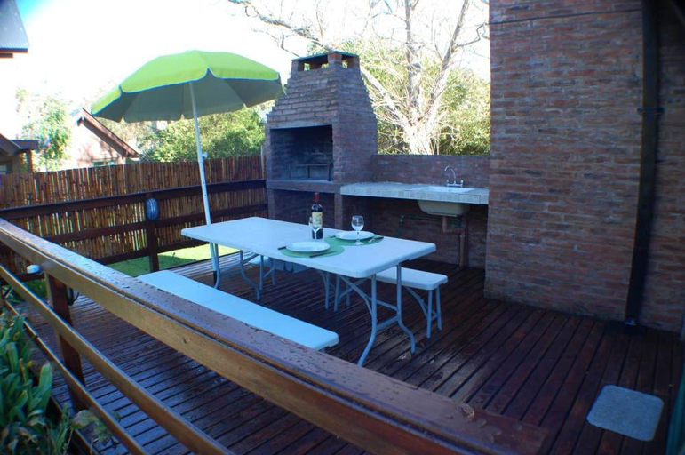 Others 5, Cabanas Cerca Delmar, Villa Gesell