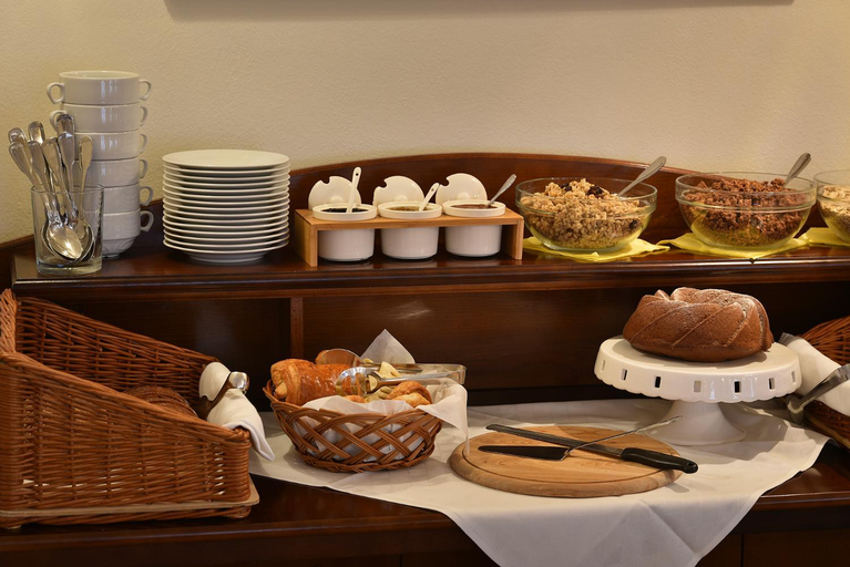 Food & Drinks 5, Hotel Certovka, Praha 1