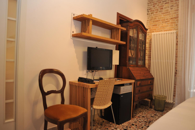 Others 4, 3C B&B, Venezia
