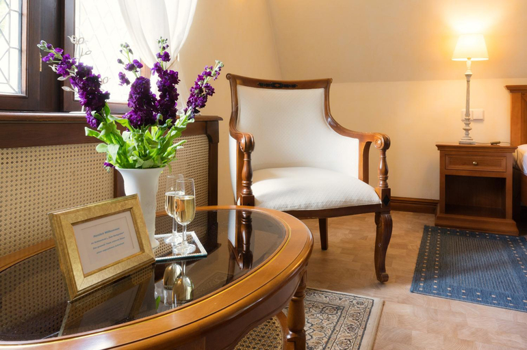 Bedroom, Schlosshotel zum Markgrafen, Harz