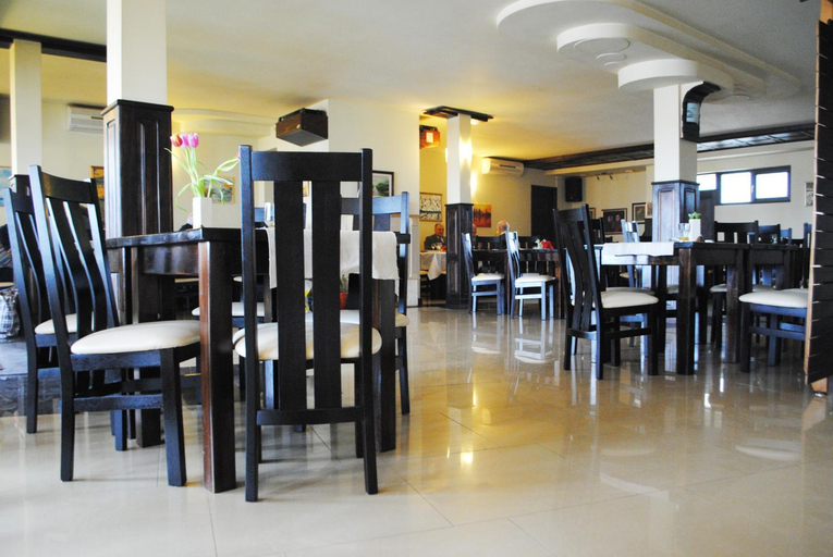 Food & Drinks 5, Pensiunea Delta Dunarii, Tulcea