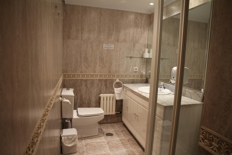 Bedroom 2, Hostal Acella, Navarra