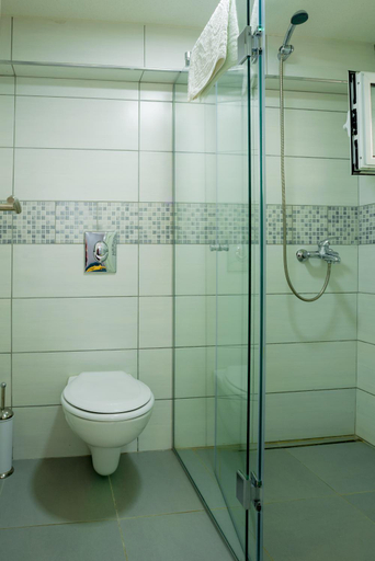 Bathroom 3, Apartments Teodo