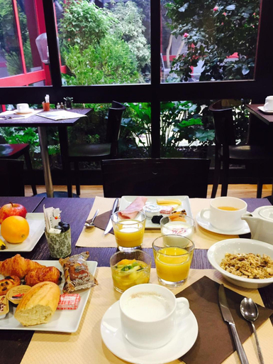 Food & Drinks 4, L Acanthe Hotel, Ille-et-Vilaine