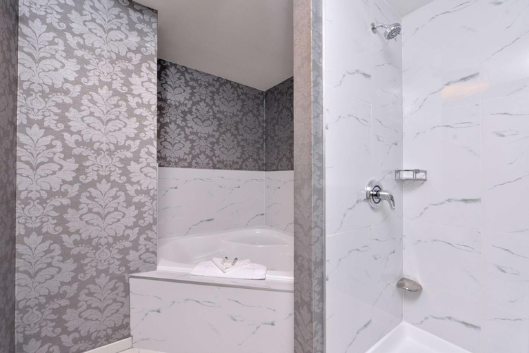 Bathroom 5