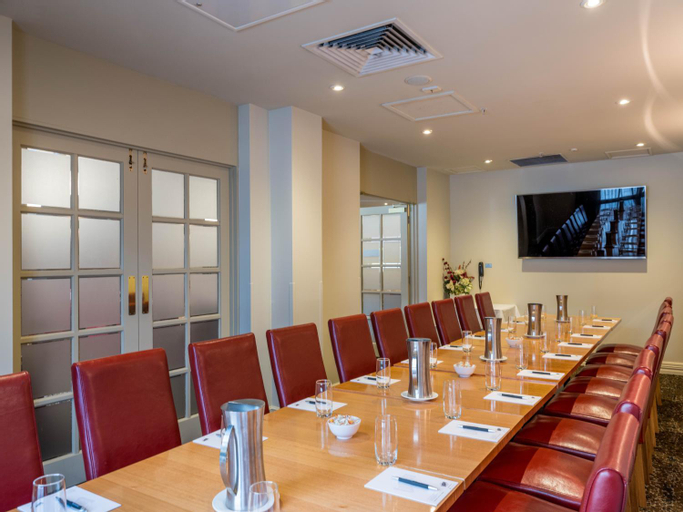 Business Facilities 29