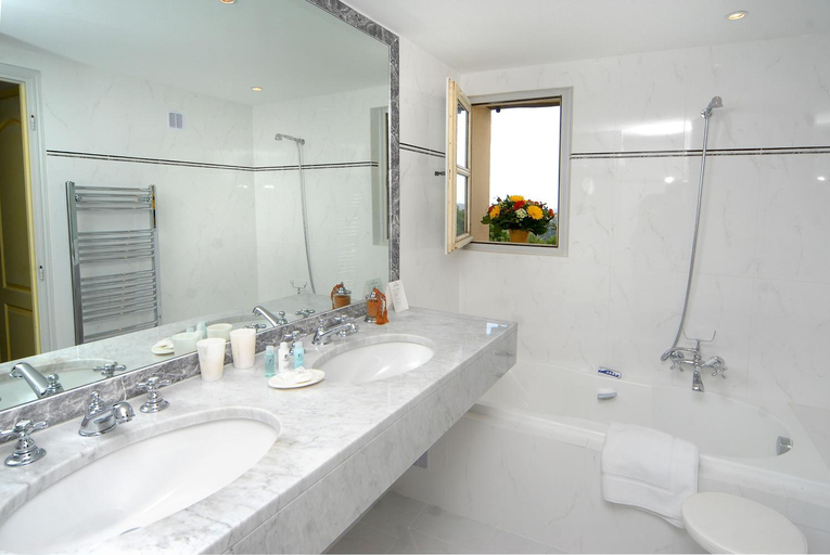 Bathroom 5, La Grande Bastide, Alpes-Maritimes