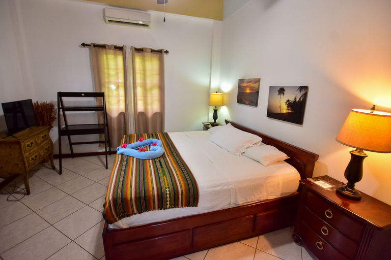Bedroom 3, Caribbean Shores Bed & Breakfast