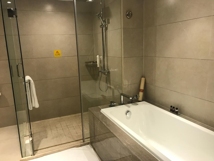 Bathroom 7