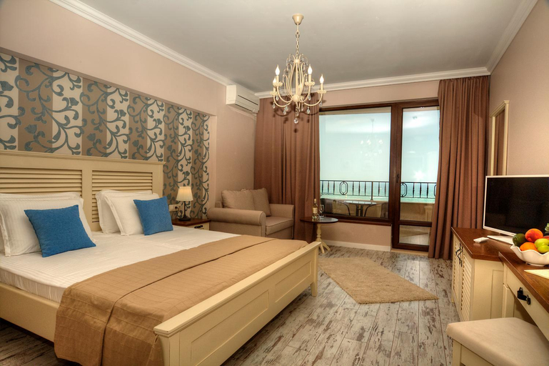 Bedroom 3, Sunny Castle Hotel - All Inclusive, Balchik