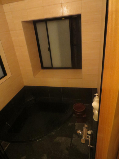 Bathroom 3, K's House Ito Onsen - Historical Ryokan Hostel, Itō