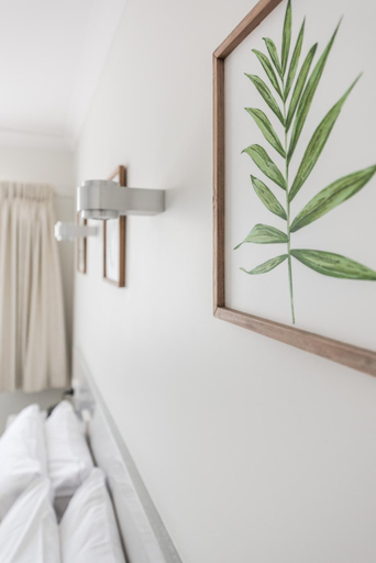Bedroom 2, Hibiscus Motel, Byron