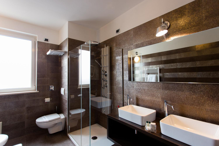 Bathroom, Air Palace Hotel, Torino