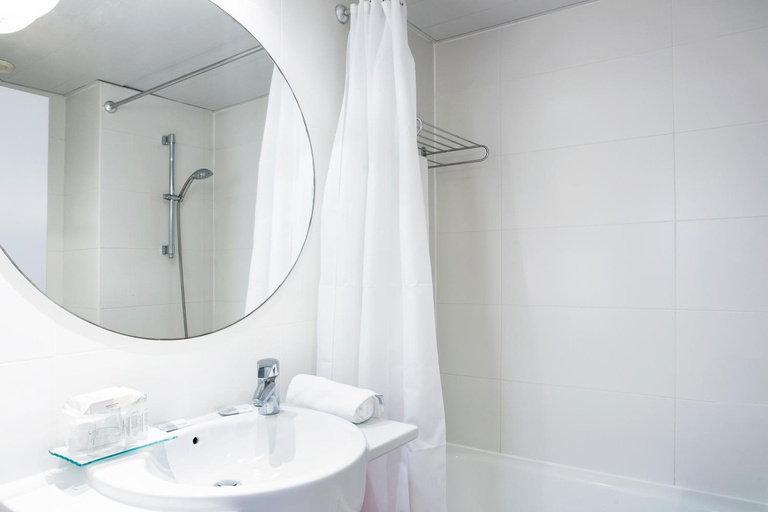 Bathroom 4, Ciutat Vella, Barcelona