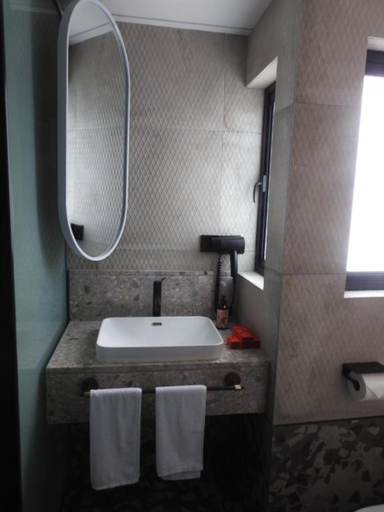 Bathroom 5, B Hotel Kuala Lumpur, Kuala Lumpur