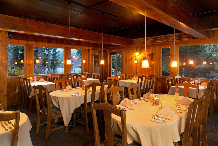 Food & Drinks 3, Tamarack Lodge, Mono