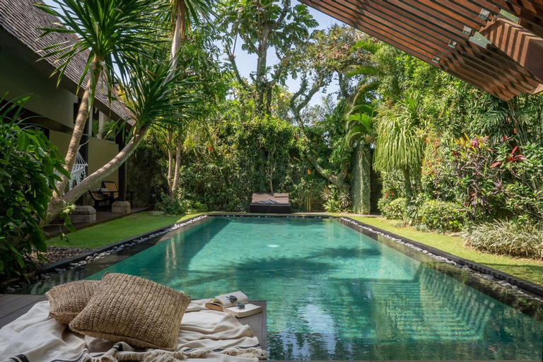 Swimming Pool 3