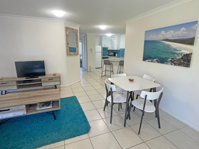 Dining Room 9