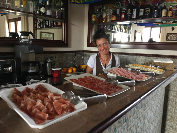 Food & Drinks 5, Eco Hotel con encanto Masia la Mota B&B, Alicante