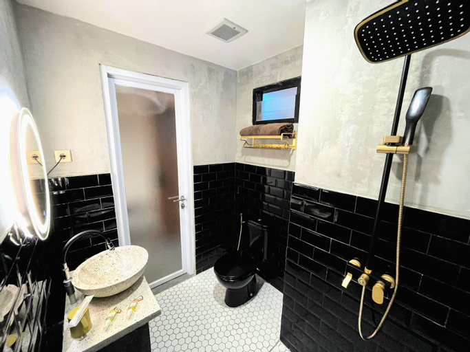 Bathroom 26