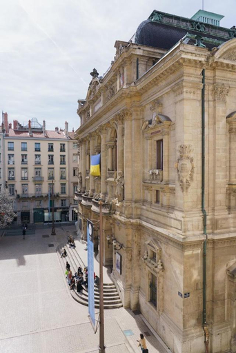 Exterior & Views 2, Hotel du Theatre, Rhône
