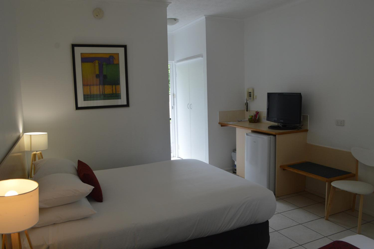 Bedroom 28