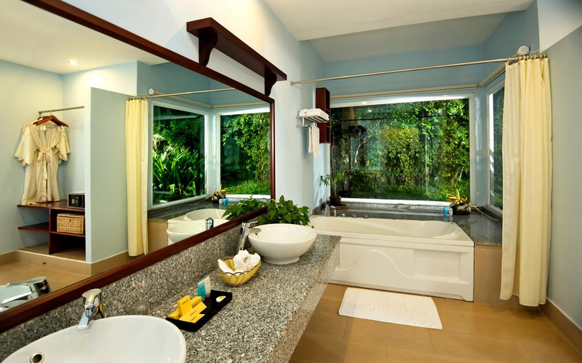 Bathroom 3, Madagui Forest Resort And Spa, Đạ Huoai