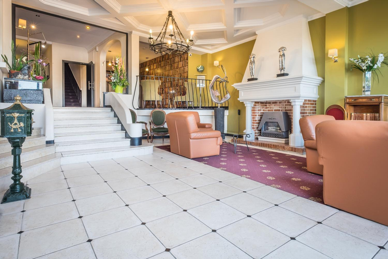 Public Area 2, Hotel Bellevue, Indre-et-Loire