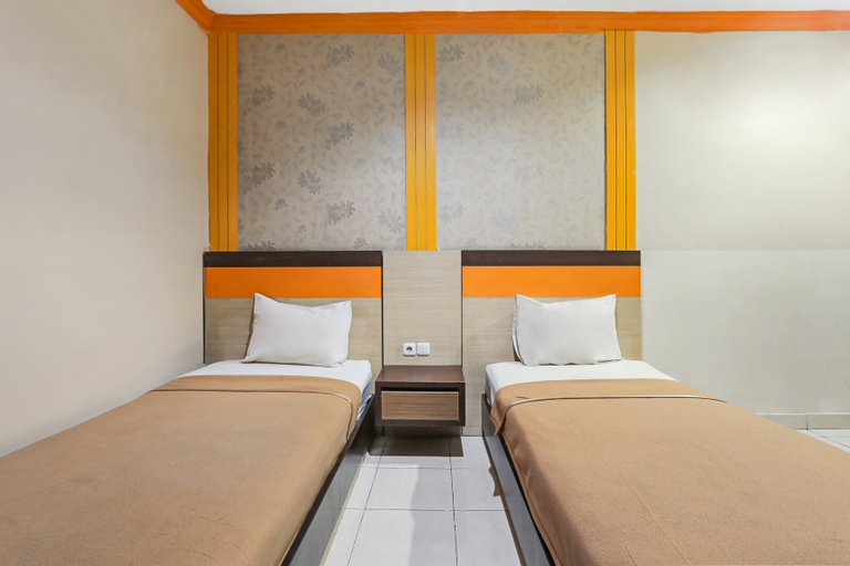 Bedroom 3, Collection O 93163 Hotel Grand Kartika, Makassar