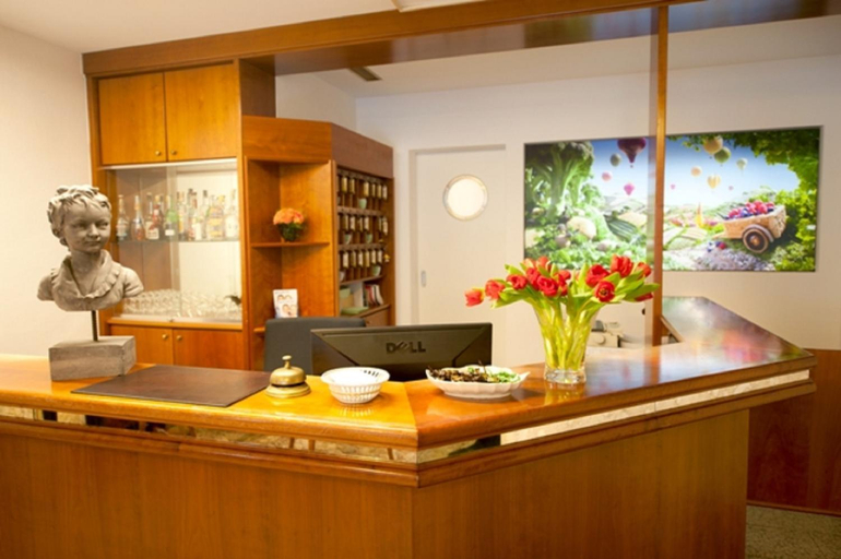 Public Area 3, Classic Hotel Kaarst, Rhein-Kreis Neuss
