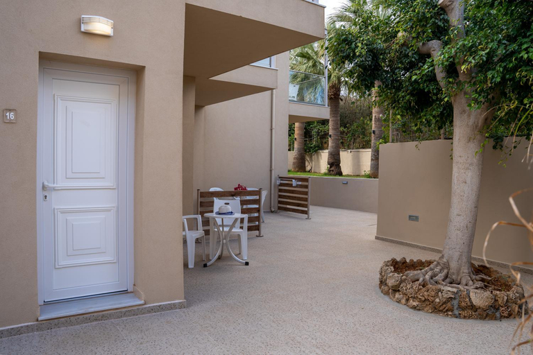 Entrance 4, Blue Sky Apartments, Crete