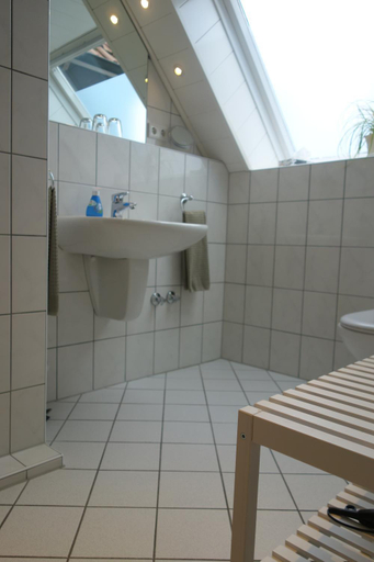 Bathroom 7