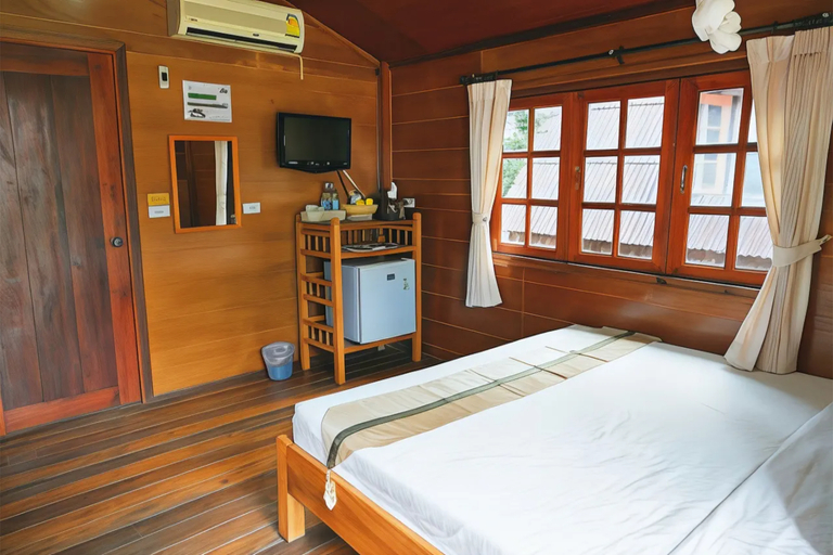 Bedroom 2, RoomQuest Golden Triangle Premium Collection, Chiang Saen